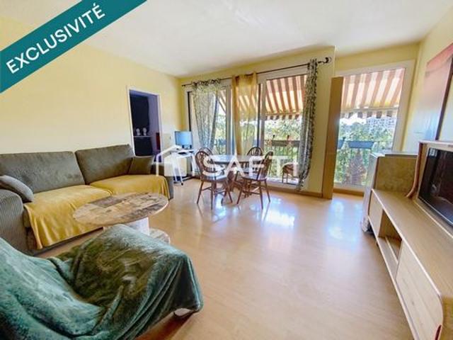 Appartement lumineux Dernier étage 4/4 avec balcon