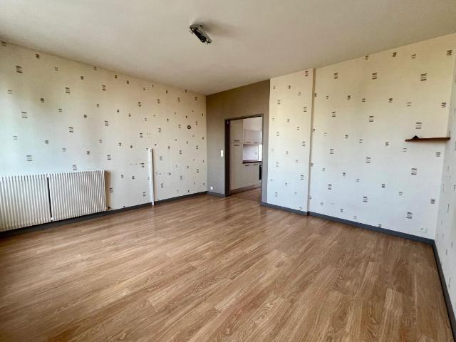 Appartement Lumineux en parfait état À Vendre à Merville Lorient