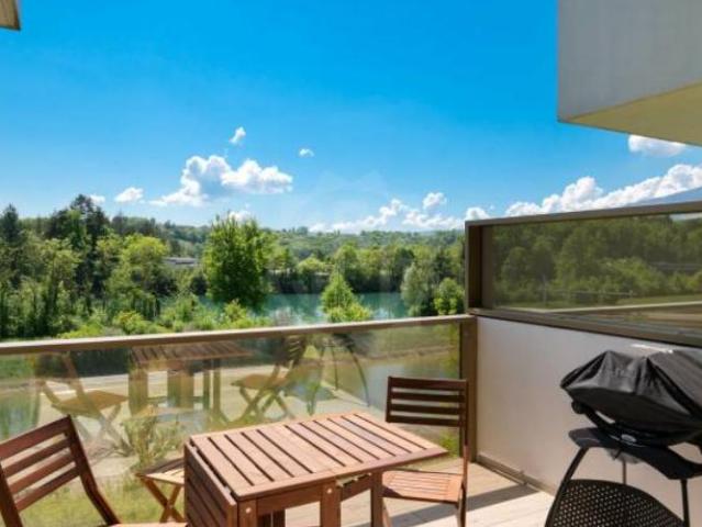 Appartement lumineux La Plaine