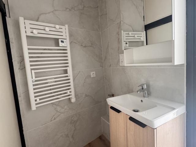 Appartement lumineux proche gare et site universitaire