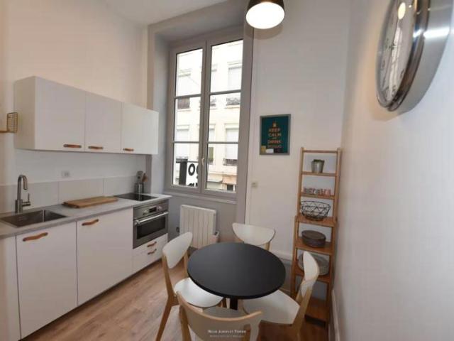 Appartement lumineux Proche métro Masséna