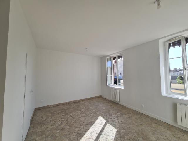 APPARTEMENT LYON 07 1 pièce 27.59m2