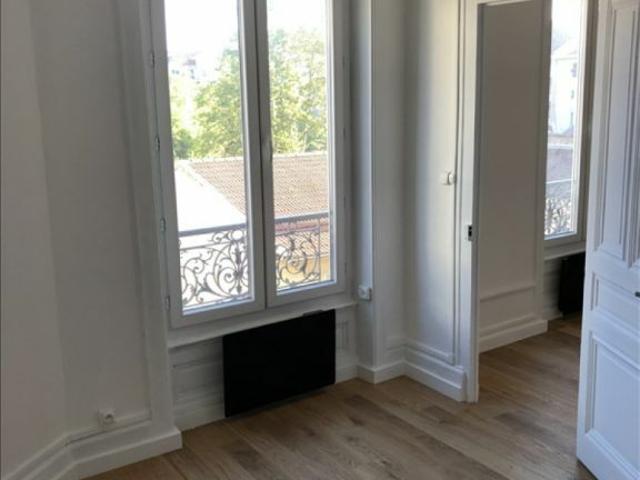 APPARTEMENT LYON 03 2 pièce s 33.55m2