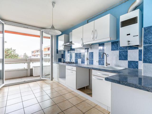 Appartement Lyon 69005 limite Sainte Foy et Tassin. 3 pièce s 70.22 m2 Loi Carrez