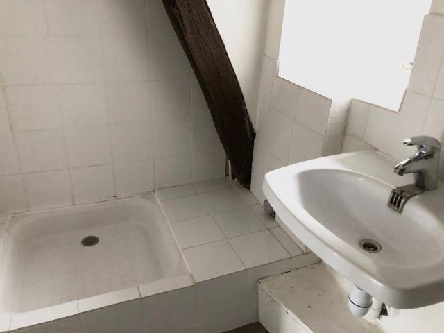 Appartement Mandres Les Roses 1 pièce s 25 m2