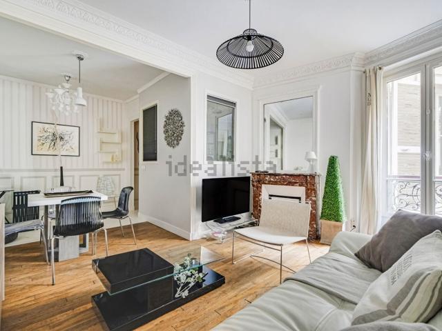 Appartement, Manin Jaurès, Paris