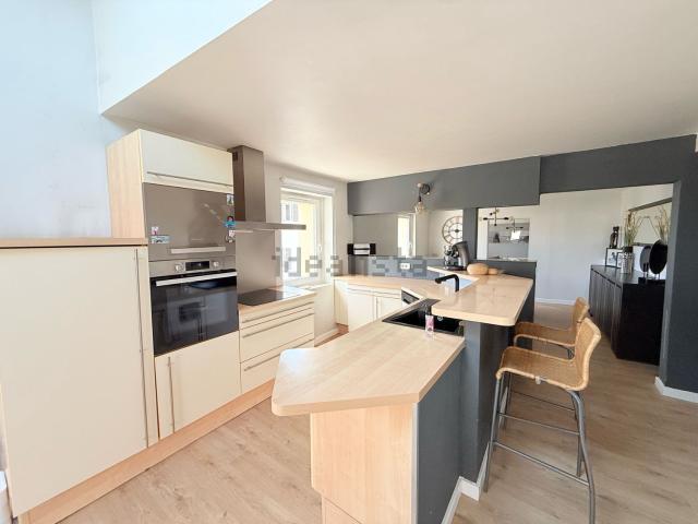 Appartement, Manom