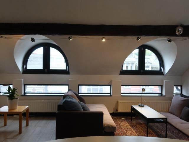 Appartement mansardé de 1 chambre à Liège