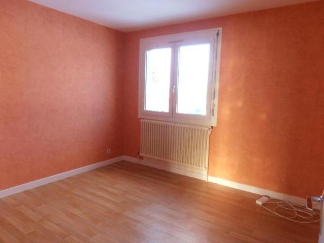 Appartement Maillat 3 pièce s 65.2 m2