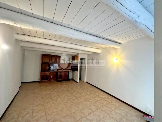 Appartement, Maillane