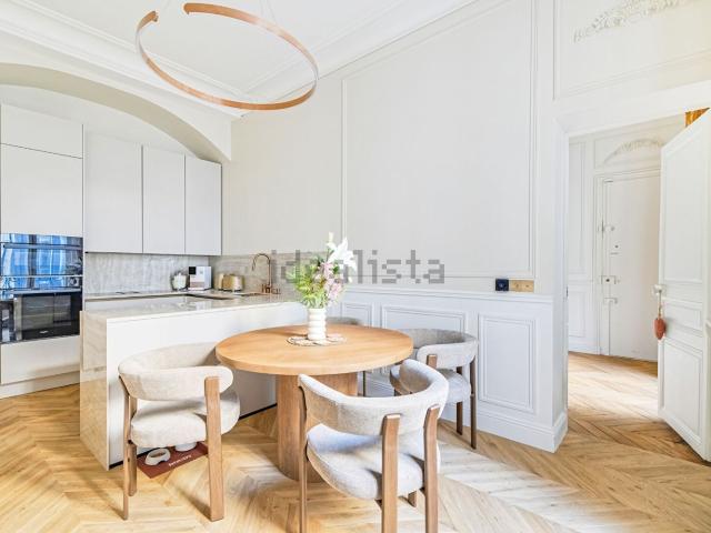 Appartement, Mairie, Paris