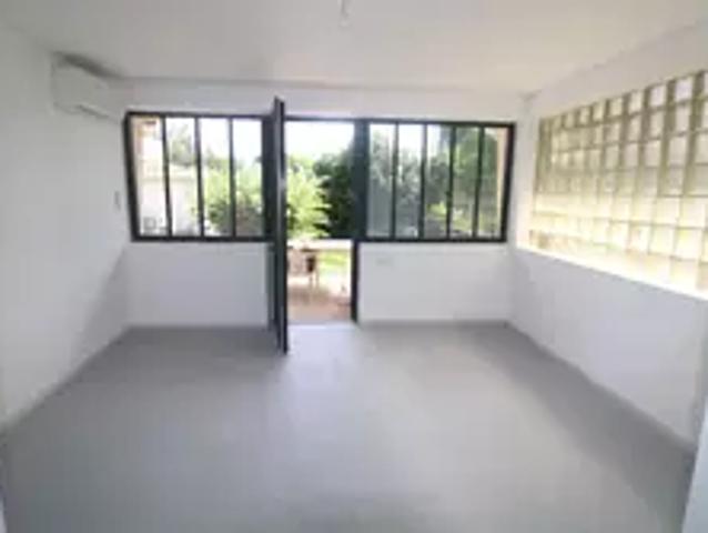 Appartement Marguerittes Location appartement 3 pièces 56 m²