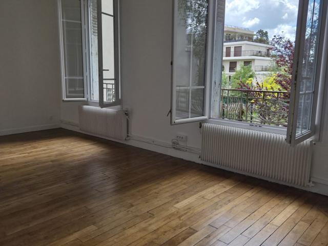 APPARTEMENT MARIE CURIE