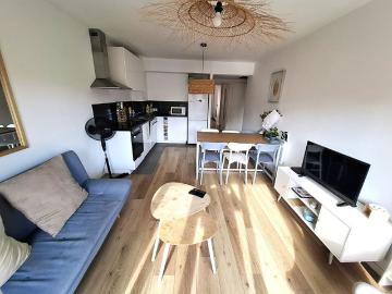 Appartement à louer à Alpes - Balcon, Cuisine équipée