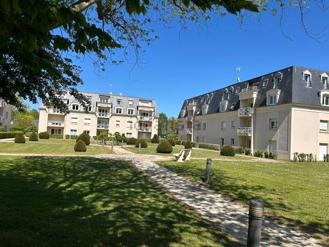 Appartement, Mathieu