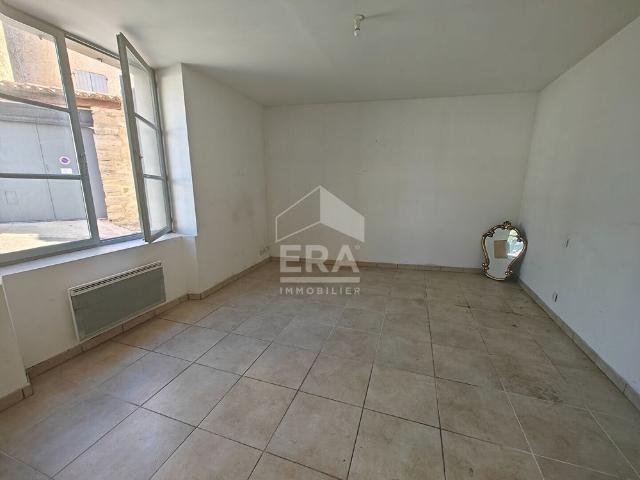 Appartement Mazan 3 pièces 65 m2 jardin et dépendances