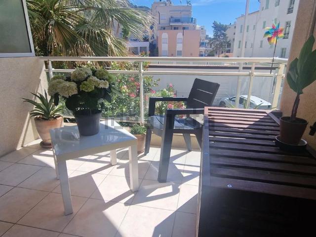 Appartement, Menton