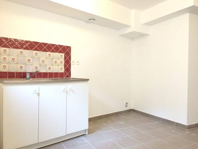 Appartement Mery Sur Oise 1 pièce s 21 m2