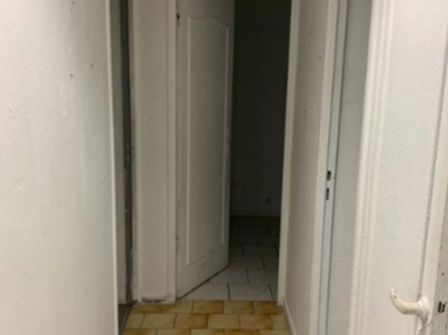 Appartement T4 65 m² 910 avec parking