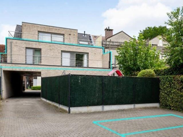 Appartement met 3 ruime slaapkamers en groot terras!
