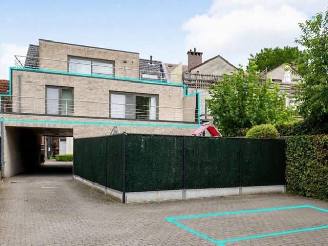 Appartement met 3 ruime slaapkamers en groot terras!