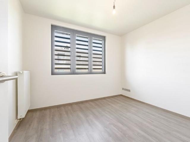 Appartement met 3 slaapkamers en terras te huur Sint Niklaas