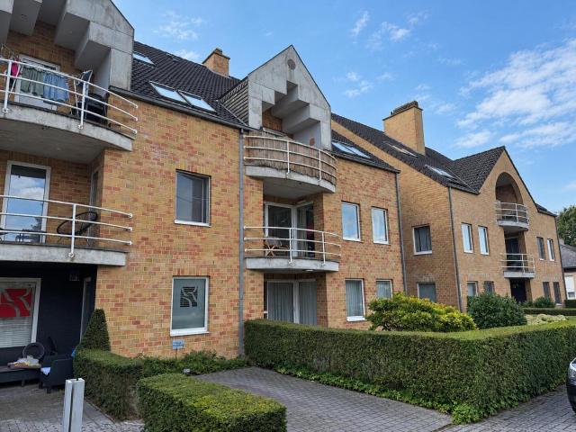 Appartement met 3 slaapkamers en een garage
