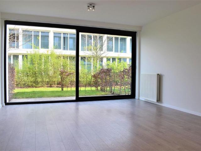 APPARTEMENT MET 1 SLAAPKAMER EN TUINTJE