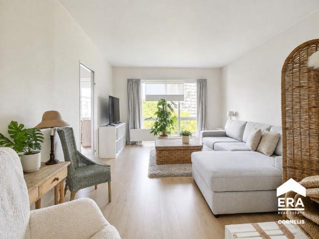 Appartement met 1 slaapkamer, twee terrassen en kelder