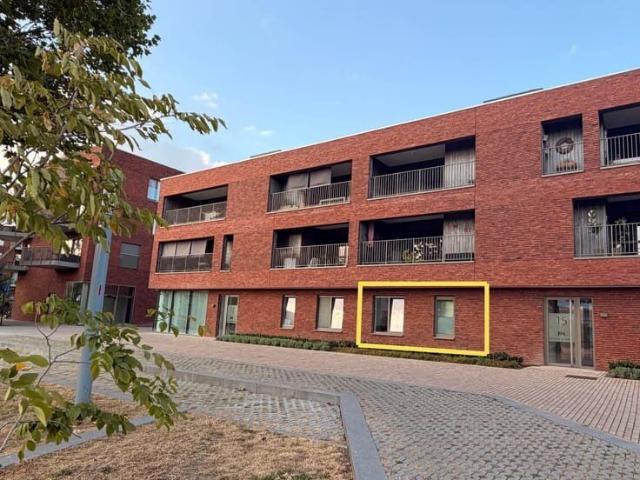 Appartement met 2 slaapkamers, tuin en parkeerplaats