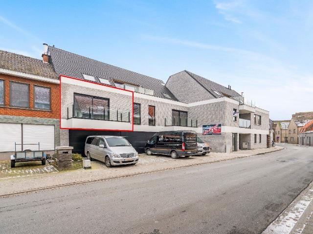 Appartement met 2 slaapkamers en 2 terrassen in Ruiselede!