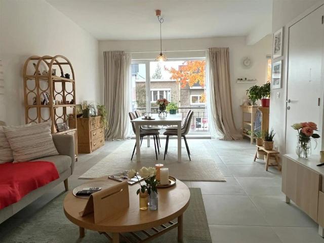 Appartement met 2 slaapkamers en terrasje!