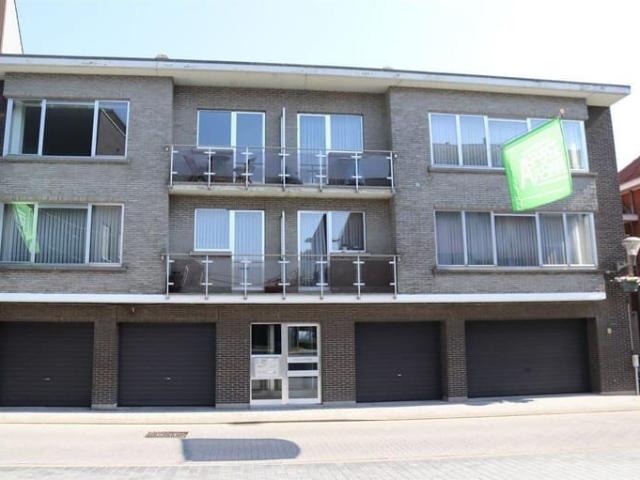 Appartement met 2 slaapkamers en binnenautostaanplaats