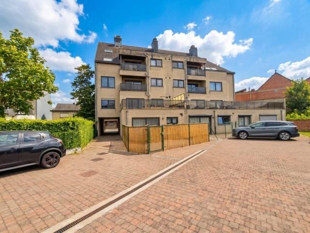 Appartement met 2 slaapkamers en garage