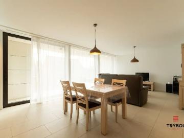 Appartement met 2 slaapkamers, garage en 2 staanplaatsen in Houthulst!