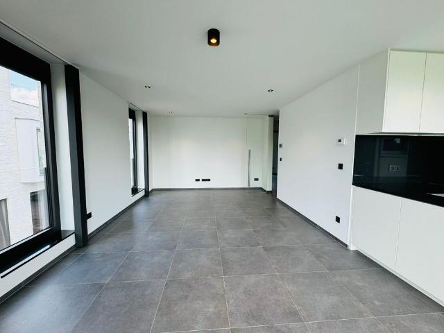 Appartement met 2 slpk. met tuin en staanplaats in Berbroek