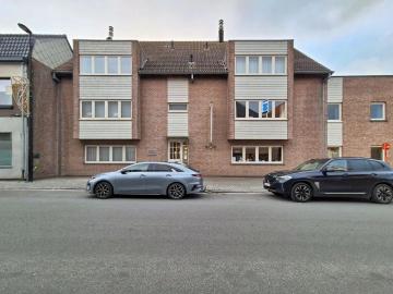 Appartement met 2 slpks en garage