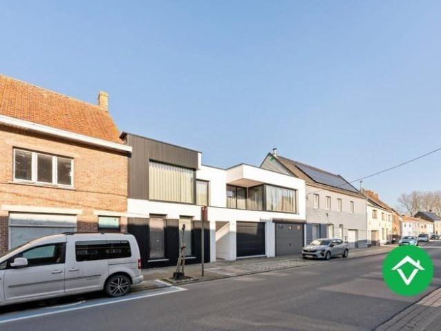 Appartement met autostandplaats te Leke