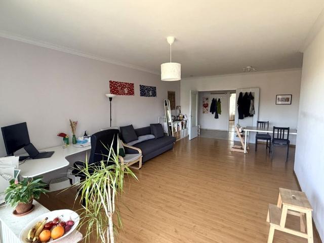 Appartement met autostaanplaats en kelder in centrum Leuven