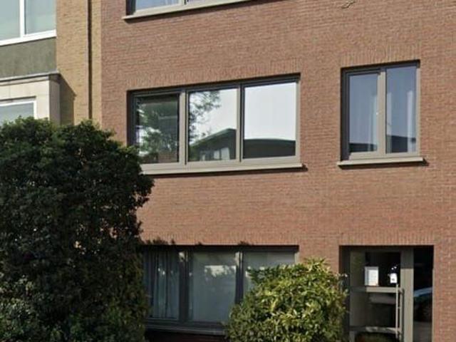 Appartement met bijhorende garage te huur