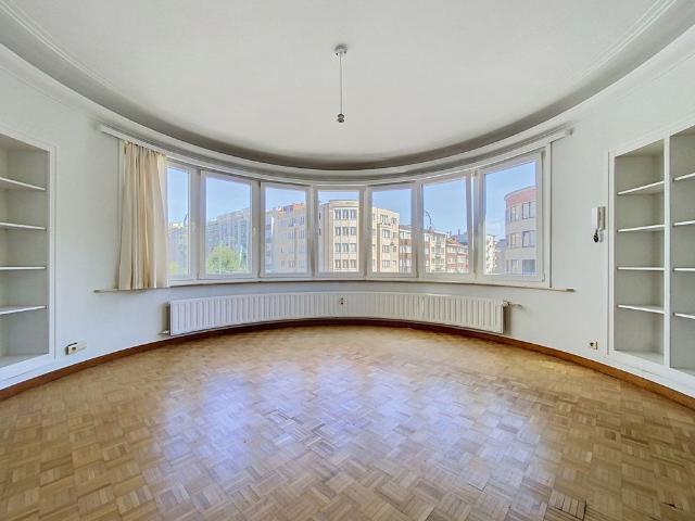 Appartement met één slaapkamer in Ixelles