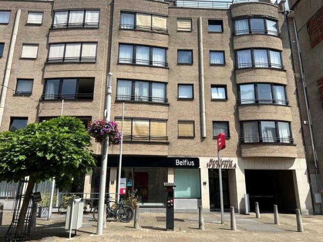 Appartement met staanplaats dicht bij centrum en station!