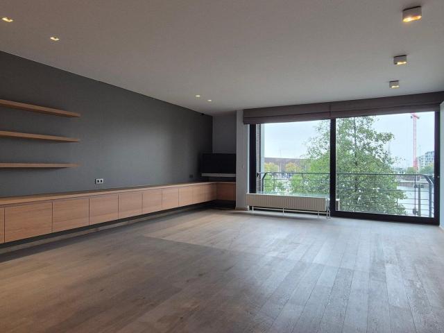 Appartement met prachtig waterzicht en zicht op het MAS