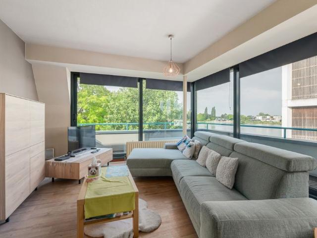 Appartement met prachtig zicht op het Donkmeer