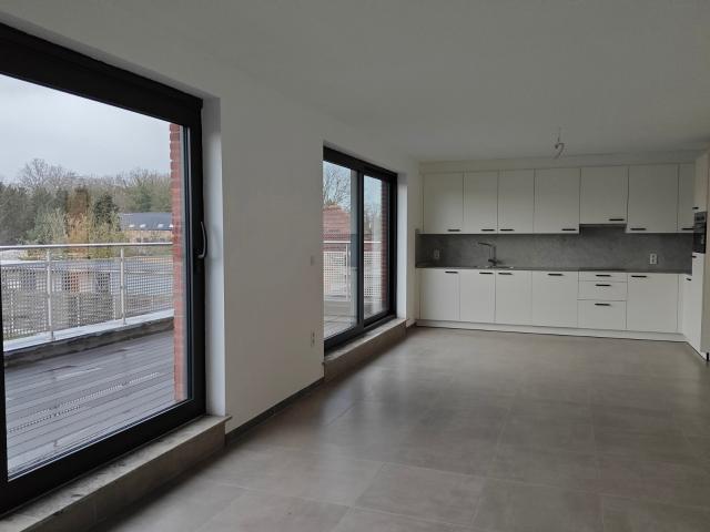 Appartement met royaal terras op toplocatie!