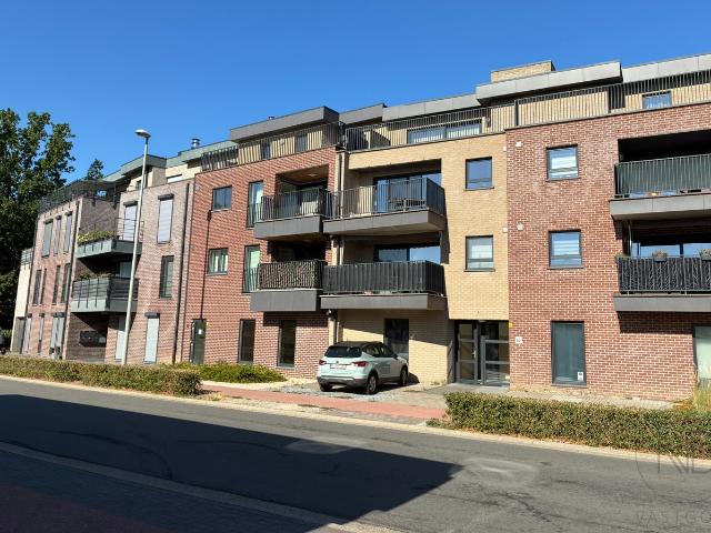 Appartement met ruim terras en autostaanplaats