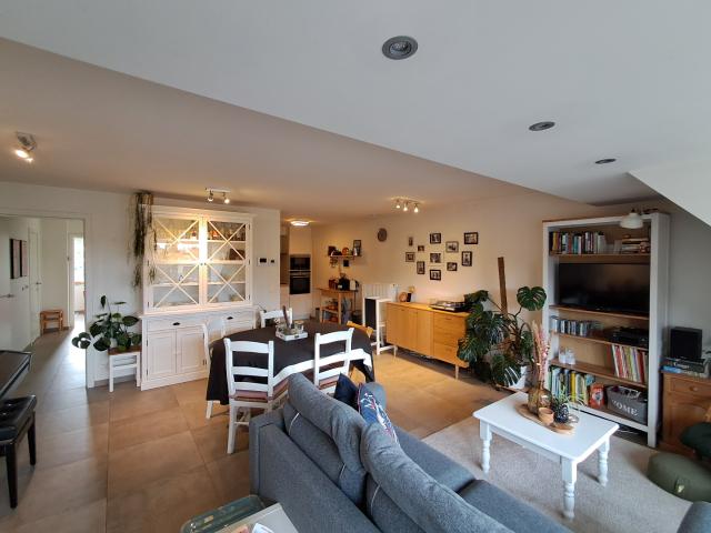 Appartement met terras te Maldegem Donk