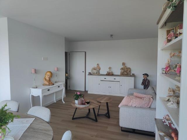 Appartement met twee slaapkamers te Sint Kruis