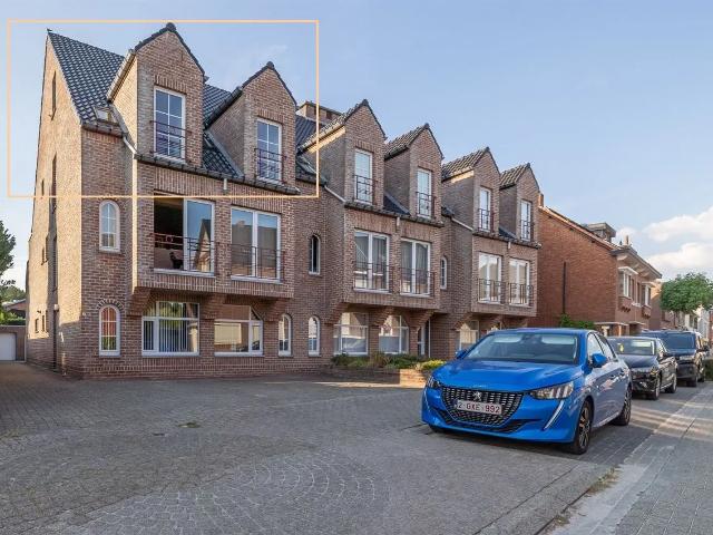 Appartement met twee slaapkamers en garage op rustige en toch centrale locatie te Diest