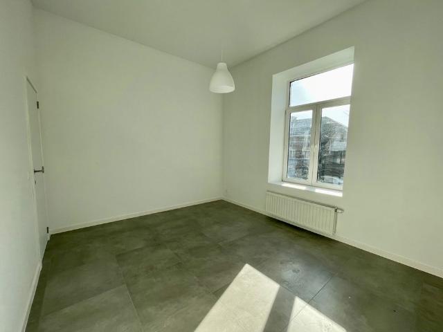 Appartement met twee slaapkamers in Charleroi